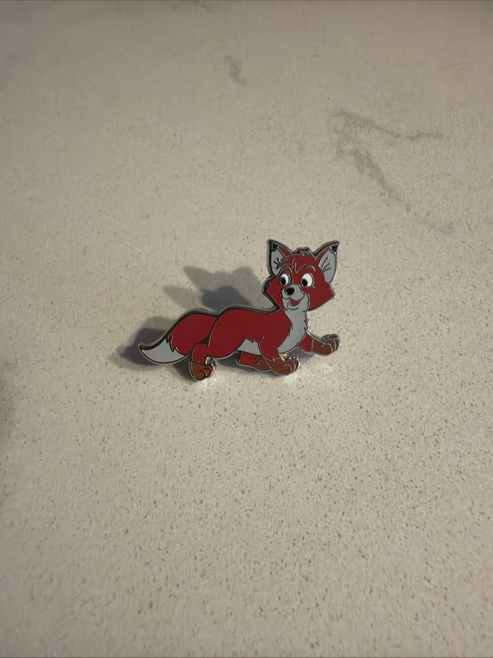 Disney Trading Pin - Tod Walking and Smiling - Fox and the Hound Collectable Pin